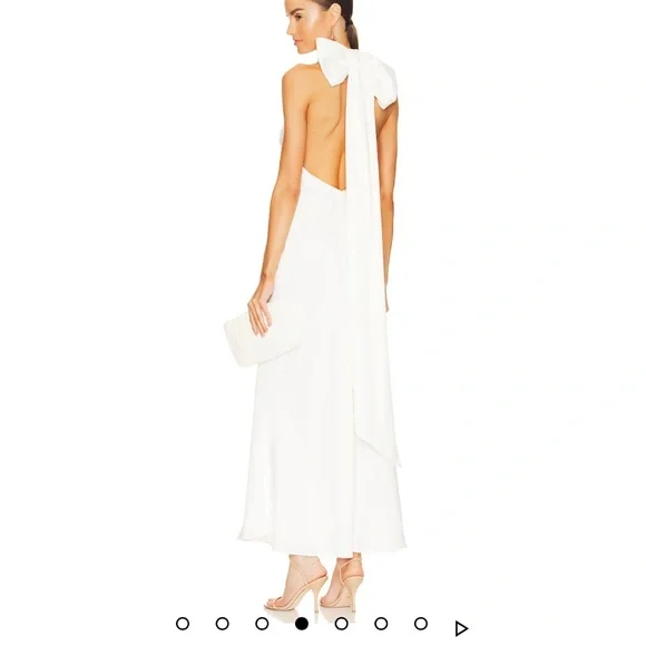 Evianna Satin Gown in Ivory - Picture 2 of 8